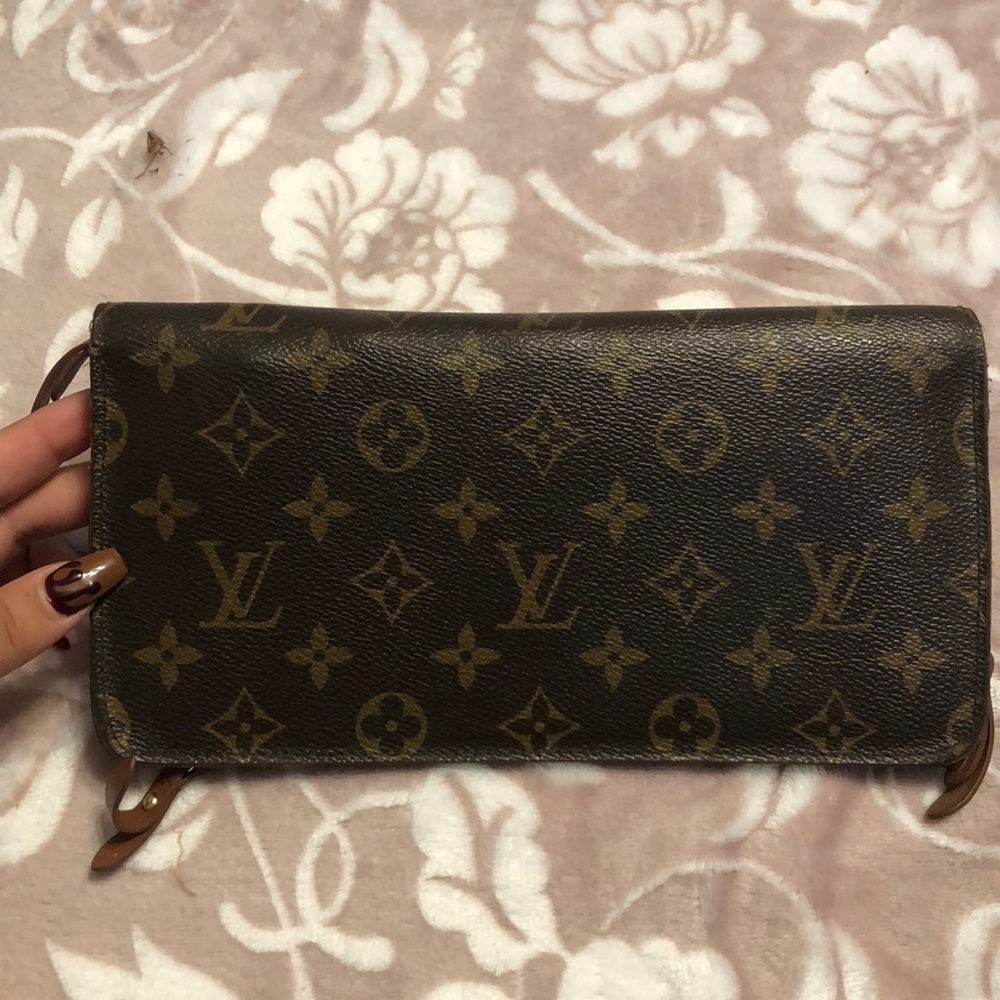 Louis Vuitton wallet
